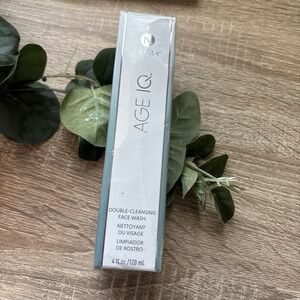 Neora Age IQ Double-Cleansing Face Wash 120mL/4oz